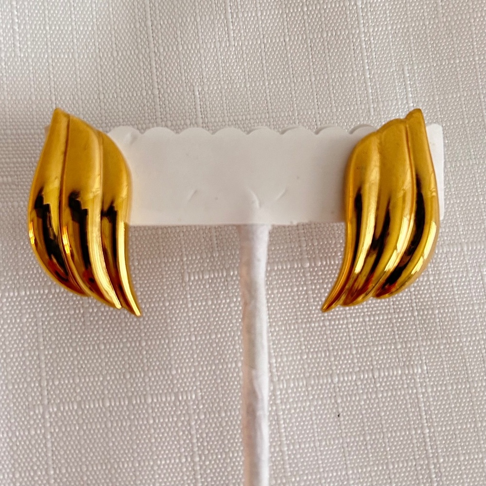 Vintage Napier Geometric Gold-Tone Screw-Back Clip On Earrings